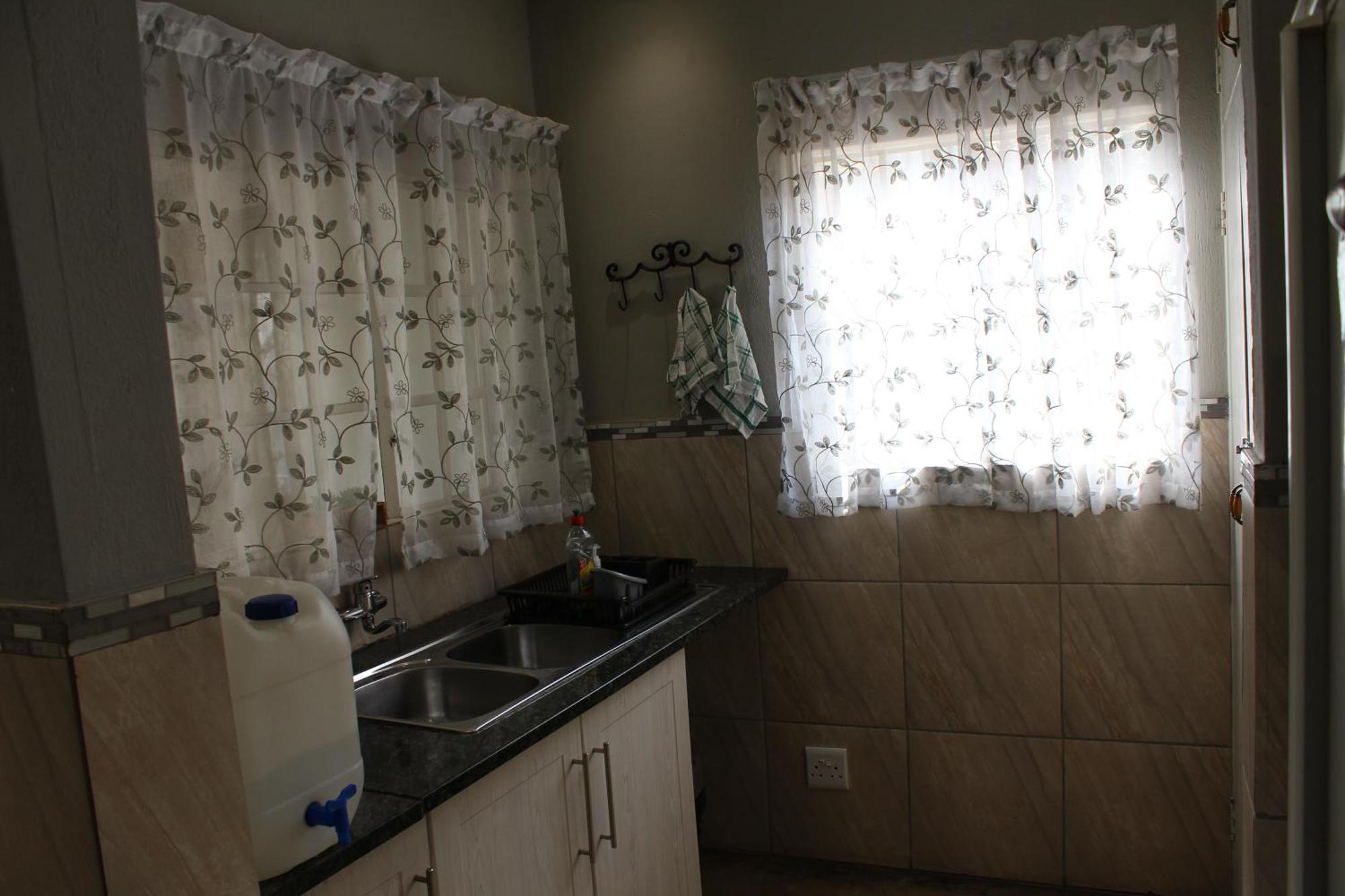 Tucked-Away 1&2 Bedroom Houses Mbombela Ngoại thất bức ảnh